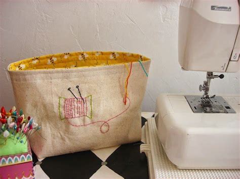How-To: Thread Catcher Basket - Make: | Thread catcher, Sewing fabric, Sewing crafts