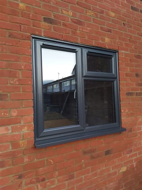 Trending Bathroom Window Ideas in 2025 - Bluemanor Windows
