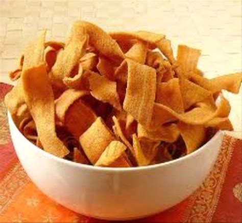 Buy Ribbon Pakoda Online from Gramiyum at Best Price