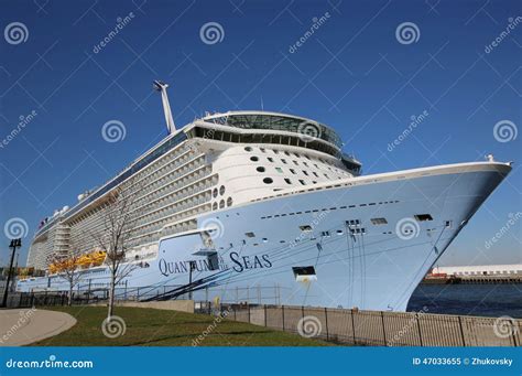 Newest Royal Caribbean Cruise Ship Quantum of the Seas Docked at Cape ...