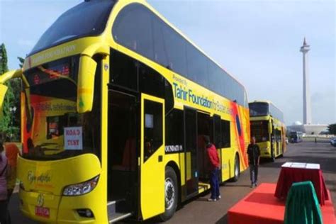 bus wisata makassar