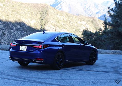 2022 Lexus ES 300h review: The classic luxury cruiser - EV Pulse