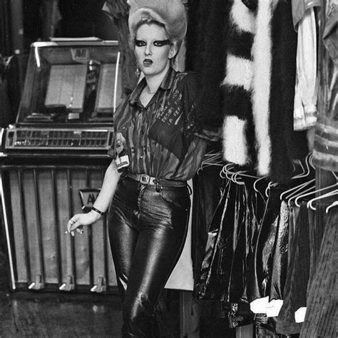 Impact of Vivienne Westwood's sex boutique on punk fashion | Meer