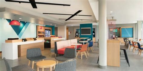 Hotels Near Port of Miami in Miami, United States | IHG