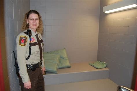 Empty jail space in Minnesota counties | MPR News