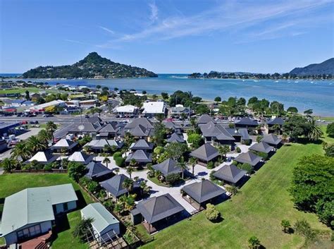 PACIFIC HARBOUR VILLAS (Tairua, Coromandel Peninsula, South Pacific ...