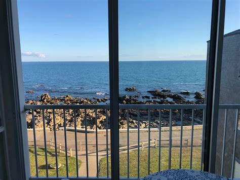 Apartment with balcony and sea view - Condominiums for Rent in Batz-sur ...