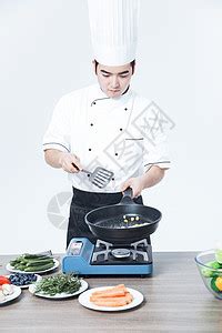 资深大厨为你讲解：为什么中国的厨师炒菜都用大勺，却不用铲子