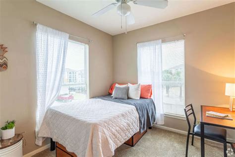 Cambridge at Southern-The Palms Statesboro (Georgia) Student Housing