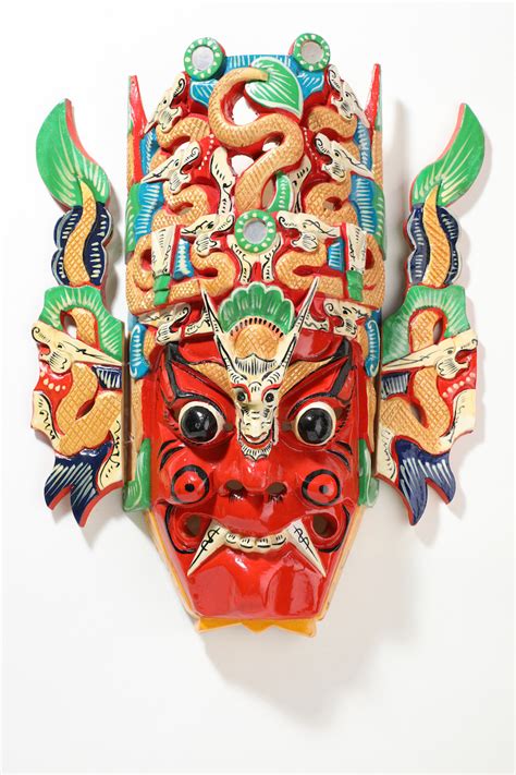 毛南族的神奇木雕面具__凤凰网