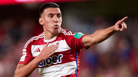 Austin FC signs Albania forward Uzuni in club-record deal - ESPN