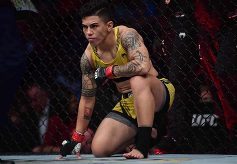 Jessica Andrade Onlyfans: Why did the former UFC champion close her Onlyfans account? – FirstSportz