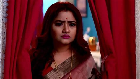 Watch Gayetri Enters the House l Amader Ei Poth Jodi Na Sesh Hoy Amader ...