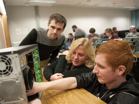 Computer Engineering Technology Program 的图像结果