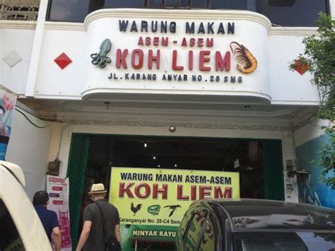 WARUNG ASEM-ASEM KOH LIEM, Semarang - Restaurant Reviews, Phone Number ...