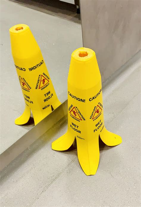 banana wet floor sign : r/bananawetfloorsign