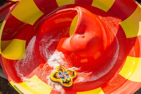 Raging Waters Sydney - Rides, Tickets, Deals, Hours, Address & Prices