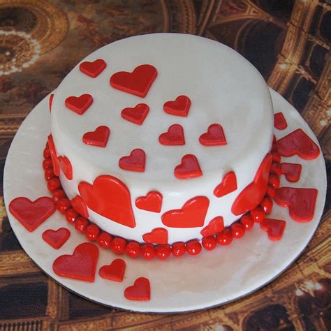 Online 1 Kg Valentine Special Cake Delivery | GoGift
