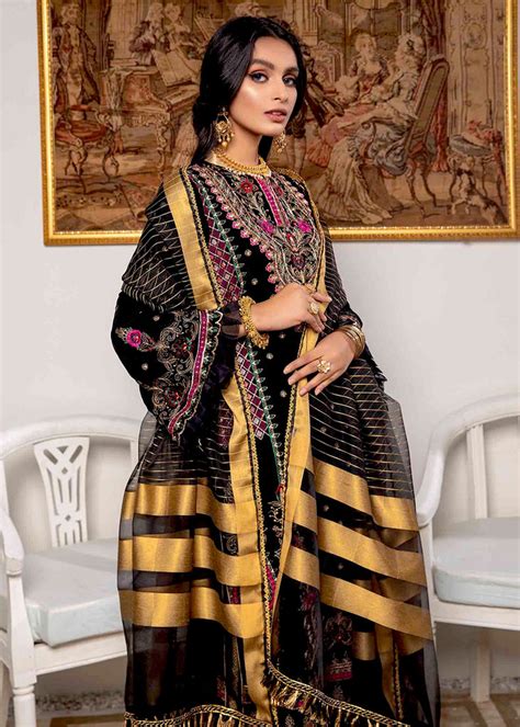Azal Amirah Luxury Velvet Collection – Plumeria – YourLibaas