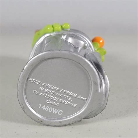 Sesame Street Oscar the Grouch Figure with Slimey the Worm 2008 Toy 2.5 ...