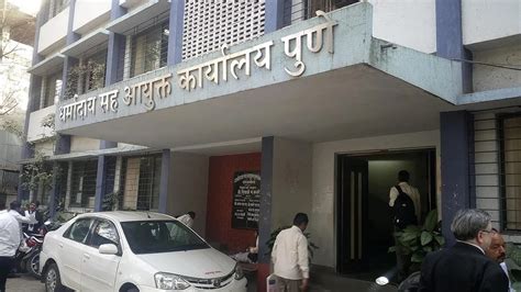 Pune: Charity Commissioner's Office Orders 24/7 Help Desks For Indigent ...