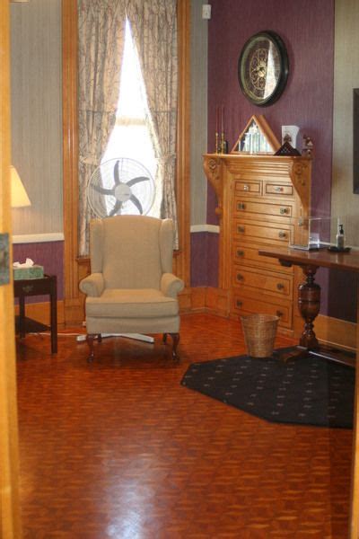 Tour Our Facilities | Traunero Funeral Home and Crematory