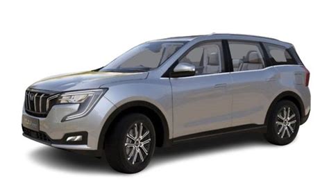Mahindra XUV700 AX7 Luxury AWD Diesel Automatic 7 Seater (Dazzling ...