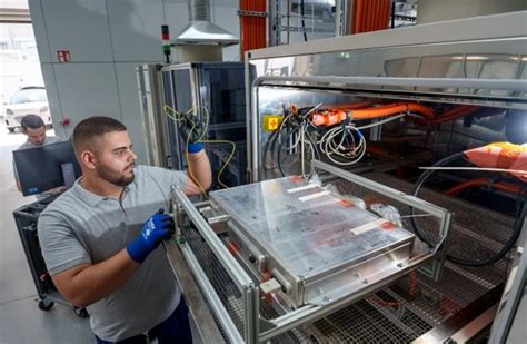 MAHLE Powertrain opens EV battery development, testing and prototyping ...