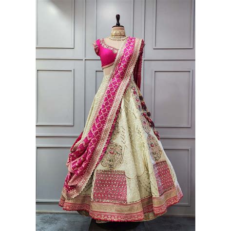 Ghiya Green Gadhchola Dupatta Luckhnawi Lehenga – Narnee By Sonali Gupta
