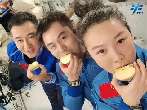 中国人在太空存粮丰富最新素材