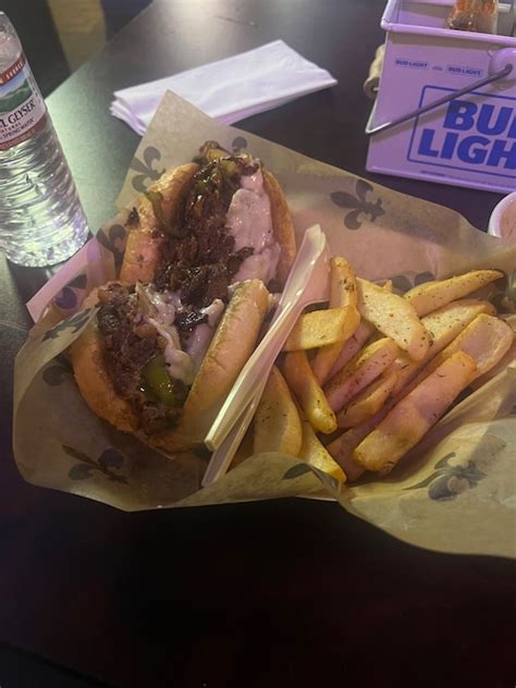 An Eagles fan solved a cheesesteak crisis in New Orleans - nj.com