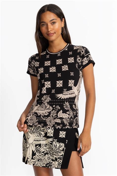 Buy THE JANIE FAVORITE BOXY SQUARE SLEEVE TEE | Johnny Was