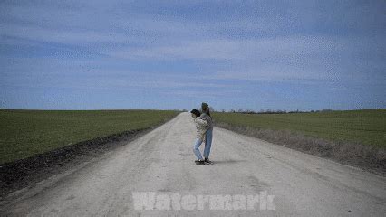 How to Make and Apply a Custom Watermark in CapCut？