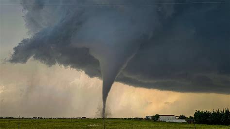 Tornadoes Documentary 的图像结果