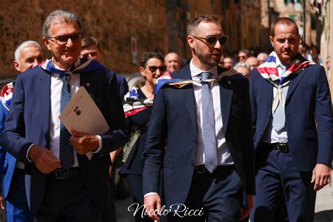Il giro della Contrada dell'Istrice, la fotogallery di Nicolò Ricci | Gazzetta di Siena