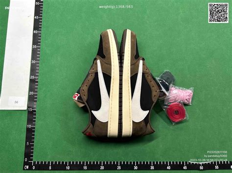 Travis Scott Reverse Mocha dunks : r/Repsneakers