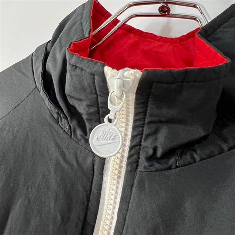 ★圧倒的高評価 NIKE【ナイキ】ナイロンジャケット デカロゴ キッズ 中綿 ジャンパー 古着 - inclusion.in