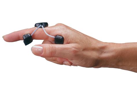 Rolyan Sof-Stretch Extension Splint, Small, Black, Finger Brace ...