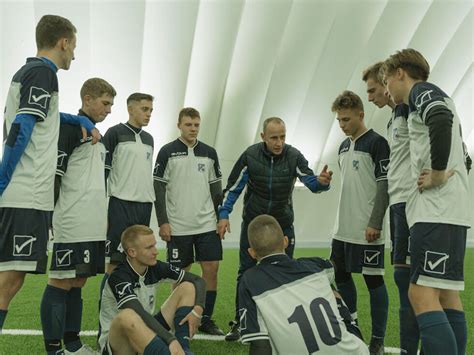 Leadership styles in sports management | Meer