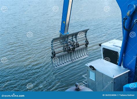 River Bed Cleaning Excavator, Hydraulic Works, Emergency Response ...