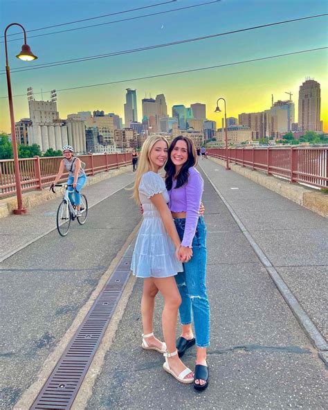 Jordyn Woodruff's feet