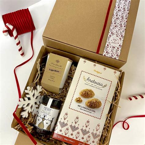 Christmas Gift Boxes For Employees at Holly Mellott blog