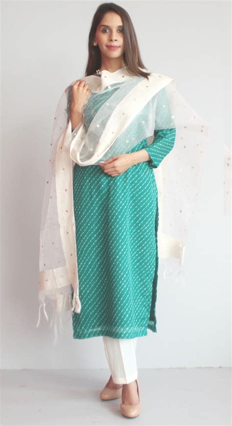 Green Kota Leheriya Kurti with Straight Pants and Offwhite Sequenced D ...