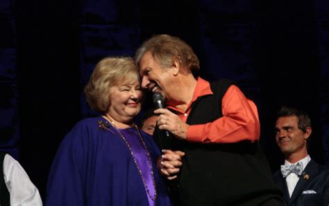 "Because He Lives" story behind the song - A Must Read