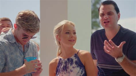 Watch Siesta Key Season 2 Episode 12: Cheers to the End of Summer ...