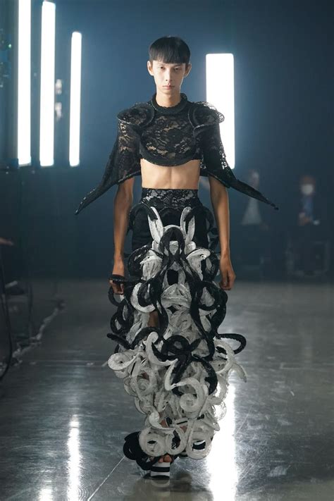 Meet the Emerging Designers Defining Today's Avant-Garde | Sculptural ...