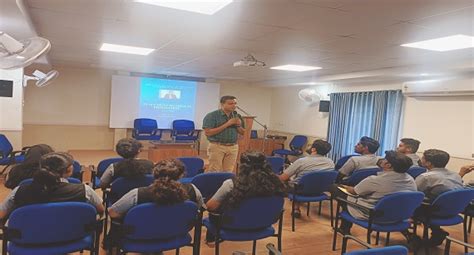 Bharatiya Vidya Bhavan College of Art’s and Commerce