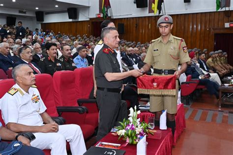 Press Release:Press Information Bureau