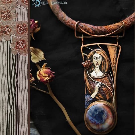 The Timeless grace, 2018. Necklace, artwork and design by Julia ...