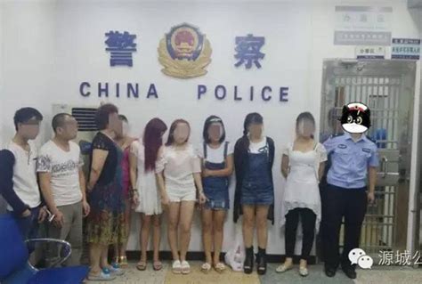 河南警方扫黄：上百年轻女性穿短裙从KTV被带走